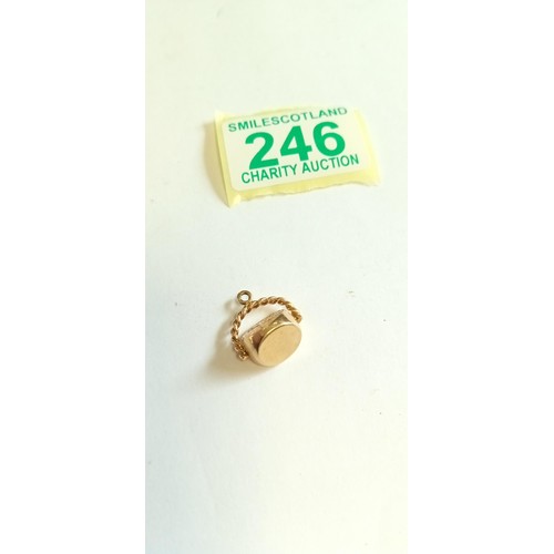 246 - Fully hallmarked 9ct gold swivel fob charm