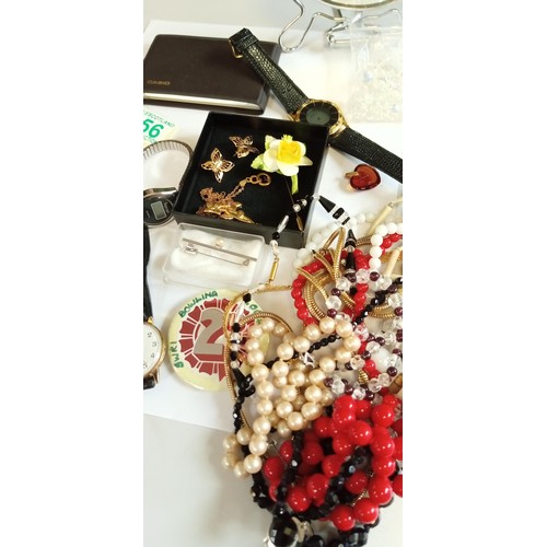 256 - Selection of costume/ fashion jewellery, watches and other items