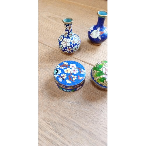 60 - Cloisonné ware 3 miniature vases and 2 pill boxes