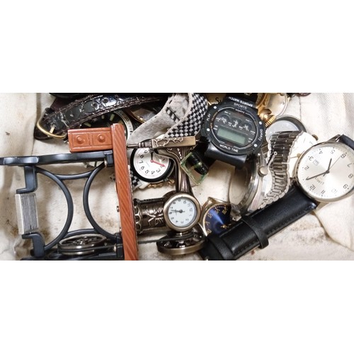 164 - Large selection of vintage watches