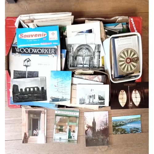 203 - Selection of vintage post cards & ephemera