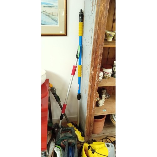 250 - Karcher cleaner, washing poles and extension reels