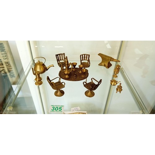 305 - Miniature brass items to include table & chairs