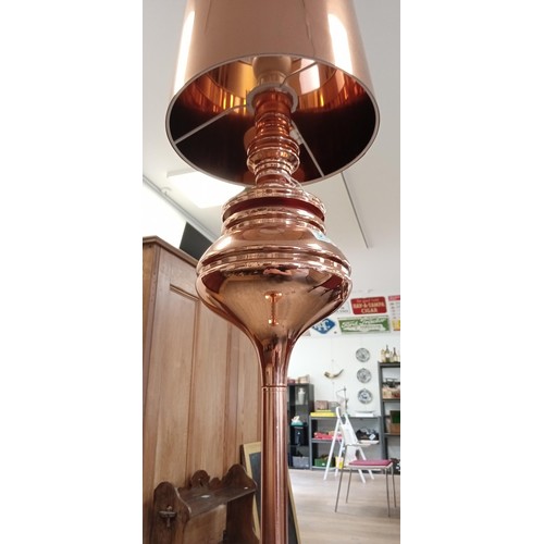 311 - Copper coloured standard lamp