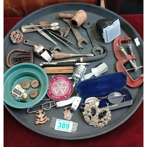 389 - Small vintage tools and others