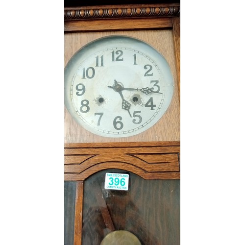 396 - Vintage American clock