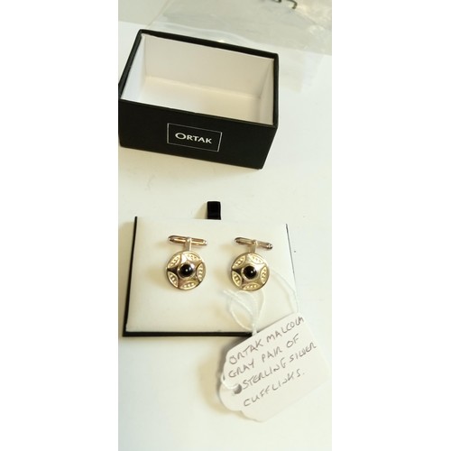 20 - Ortak Malcolm Gray pair of sterling silver cufflinks