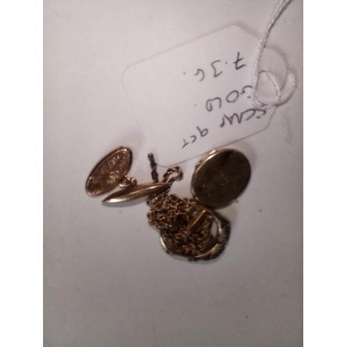 23 - 9ct scrap gold 7.3g approx.