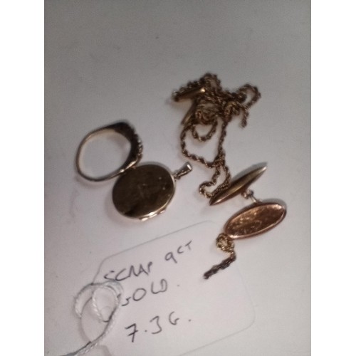 23 - 9ct scrap gold 7.3g approx.