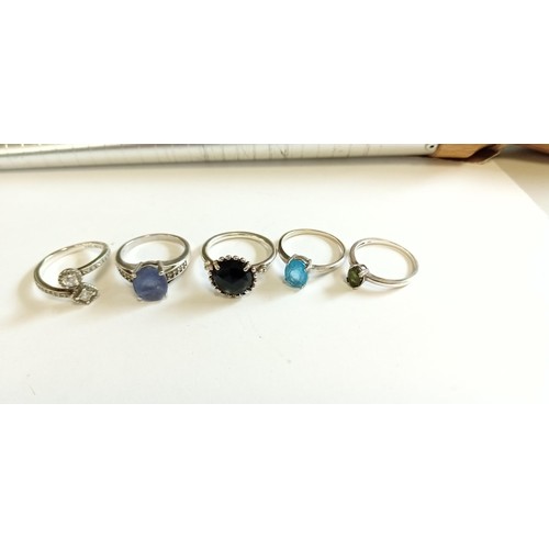 71 - 5 hallmarked 925  silver rings with stones