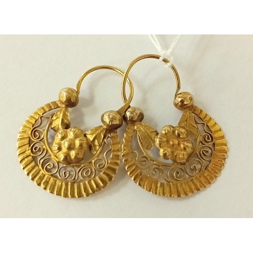 80 - Pair of Mexican gold earrings unmarked but believed 14ct 2.3g approx.