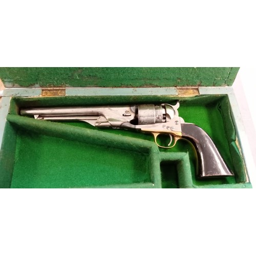 8 - Vintage Percussion revolver colt 44