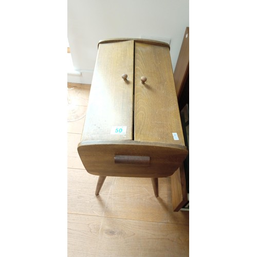 50 - Vintage sewing box & contents