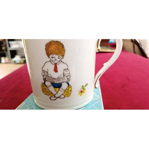 84 - Royal Worchester birthday mug 'Wednesday's Child'