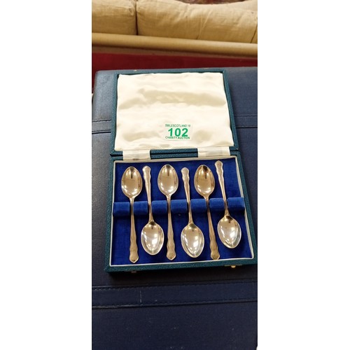 102 - Original box set of 6 silver hallmarked teaspoons JB Chatterley & Sons Birmingham 1972 65g approx.