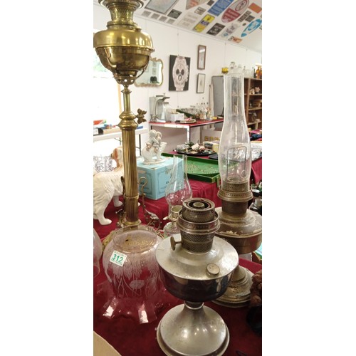 312 - Selection of vintage oil lamps