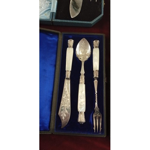 336 - Selection of vintage cutlery