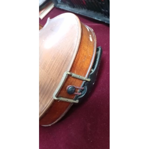 334 - Vintage violin & wooden bread plate