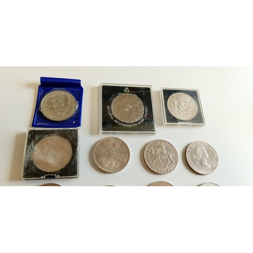 22 - Selection of collectable coins