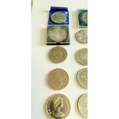 22 - Selection of collectable coins