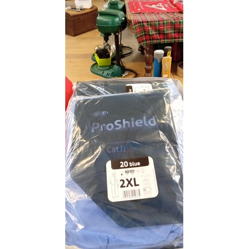 336 - 10 2XL disposable hooded overalls