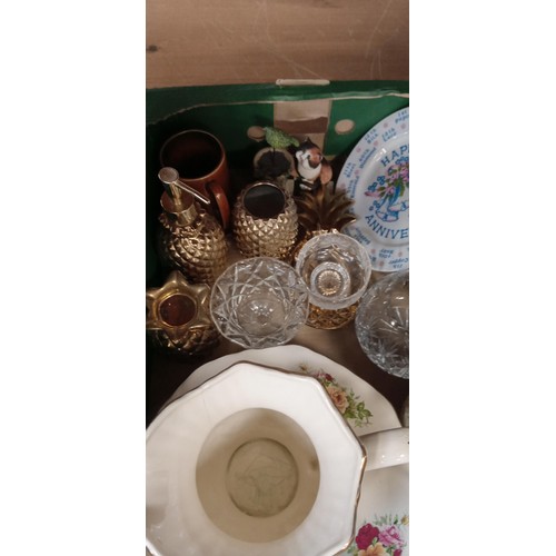 93 - 6 boxes of mixed items to include collectables and China