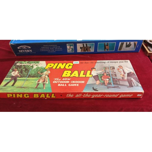 284 - Waddingtons Ping ball vintage outdoor/ indoor ball game