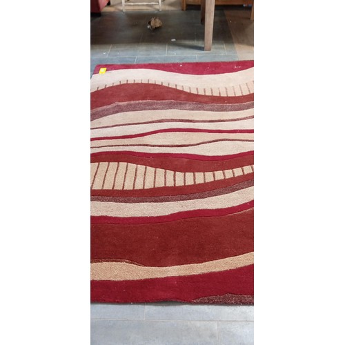 310 - 170 x 240cm approx. rug cost £375 new