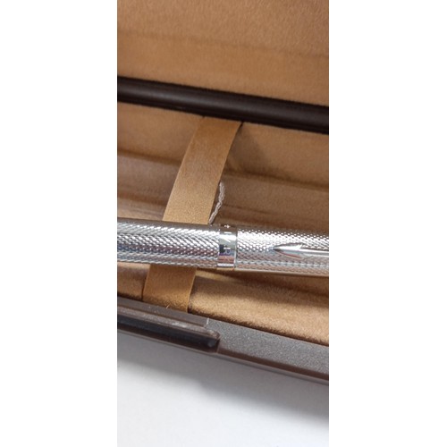 1 - Vintage Parker pen in a Parker case