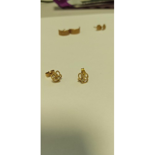 38 - 9 Pairs of 9ct gold earrings total weight without butterflies 8.8g approx. Butterflies unchecked