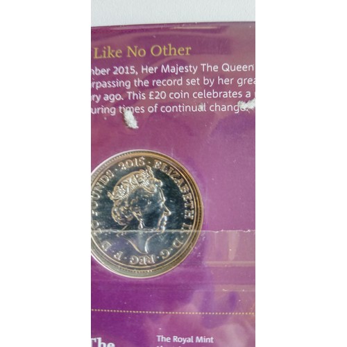 52 - £20 collectable coin The Longest Reigning Monarch 2015