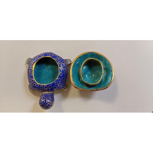 71 - Cloisonne tortoise pill/ trinket dish