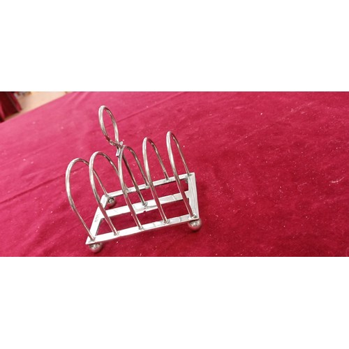 93 - Silver hallmarked toast rack Assay Sheffield weighs 96g approx.