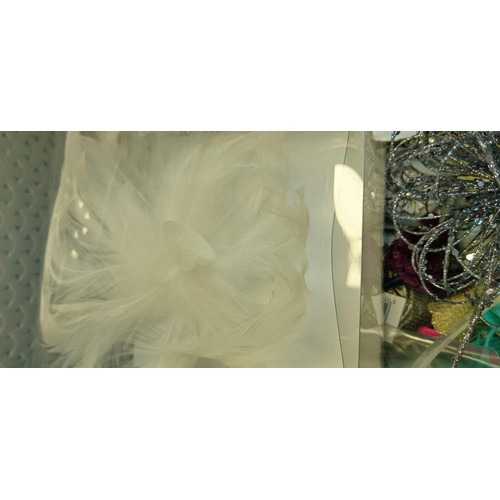 399 - Box of fascinators, curtain hems & box silver knit knitting dye cord