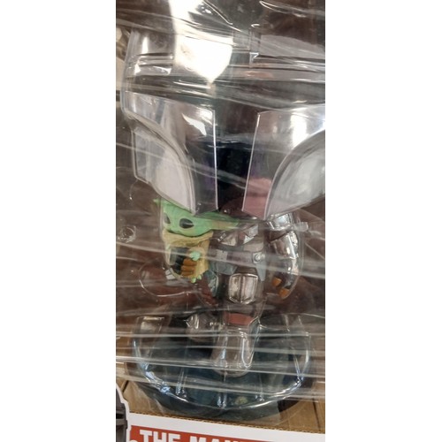 1 - Funko Pop/ bobble head Star Wars 380 The Mandalorian with the Child brand new never opened