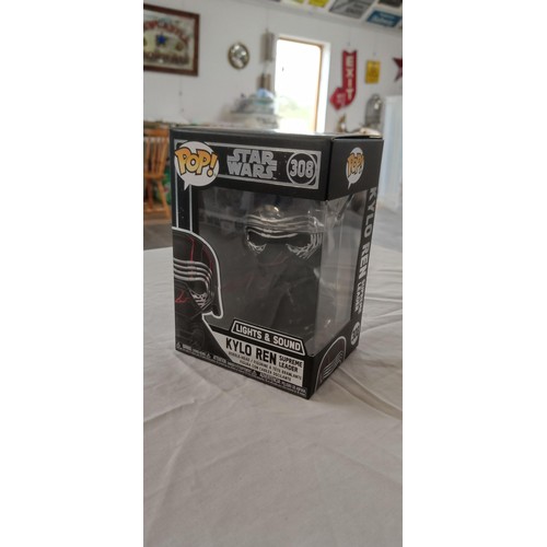 12 - Funko Pop/ bobble head Star Wars #308 Kylo Ren Supreme Leader lights and sound brand new never opene... 