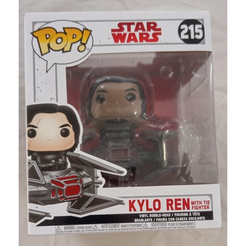 42 - Funko Pop/ bobble head Star Wars #215 Kylo Ren with tie fighter