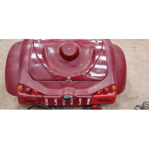 40 - Pilgrim sports 1.6 petrol kit car red, V5 present. Has been stored in a barn. 10% COMMISSION ON THIS... 