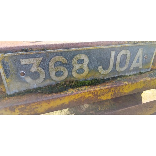 51 - JCB 3 Hydraulic excavator registered historic vehicle with V5 present. 10% COMMISSION ON THIS LOT