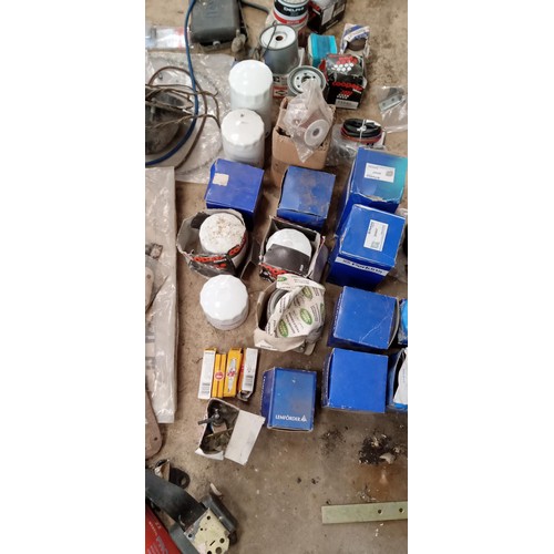 63 - Selection of mainly Land Rover spares and filters