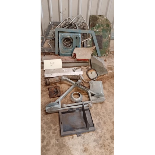 71 - Good selection of Land Rover body parts and galvanised suspension and grilles