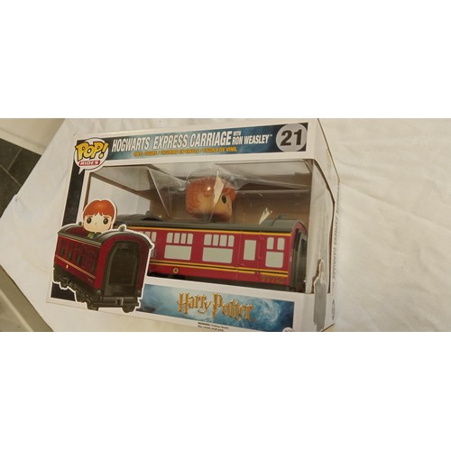 62 - Funko Pop/ bobble head #21 Harry Potter Hogwarts Express carriage with ron weasley