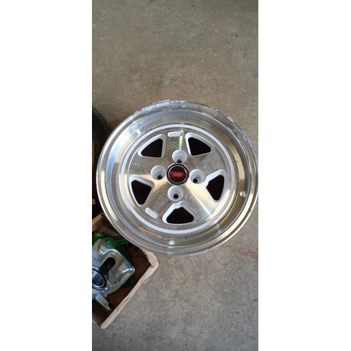 84 - 2 Wheels, VW/ Audi calipers and boat rudder