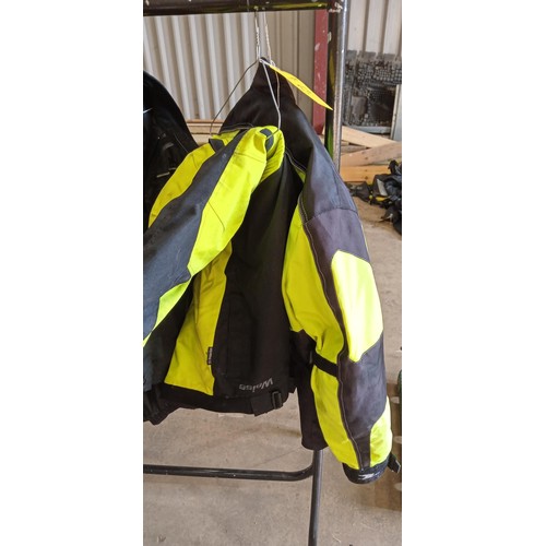 87 - Crane size L reflective motor bike jacket plus trousers