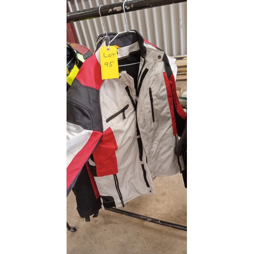 95 - Bullson size Medium motorcycle jacket with armour