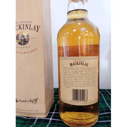 8 - 1 Litre 40 Vol 'The Original MacKinlay'