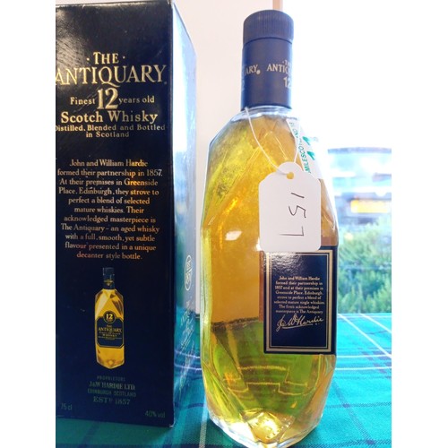 11 - The Antiquary whisky 75cl 40 Vol