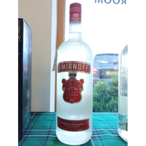 12 - Smirnoff Vodka 1 litre Bloody Smirnoff Spiced pepper flavour 37.5 Vol