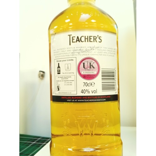 19 - Teachers Highland Cream whisky 70cl 40 Vol & 1L Teachers whisky 40 vol