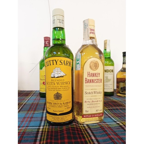 31 - Cutty Sark blended Scots whisky 40 vol 700ml export & Hankay Bannister scotch whisky 70cl 40 vol